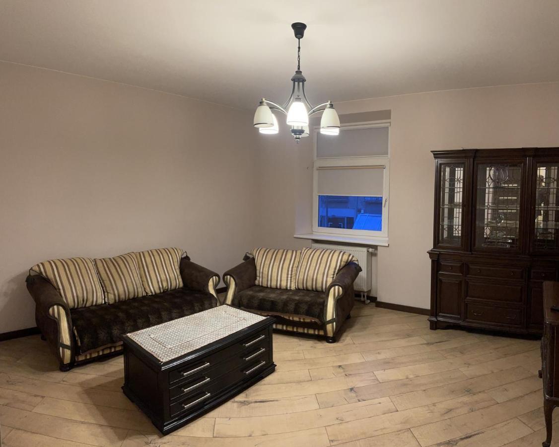 Gintautas Apartment Šiauliai Екстериор снимка
